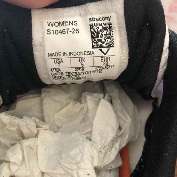 Dunkin Donuts Saucony size 7 sneaker rare - Picture 5 of 8